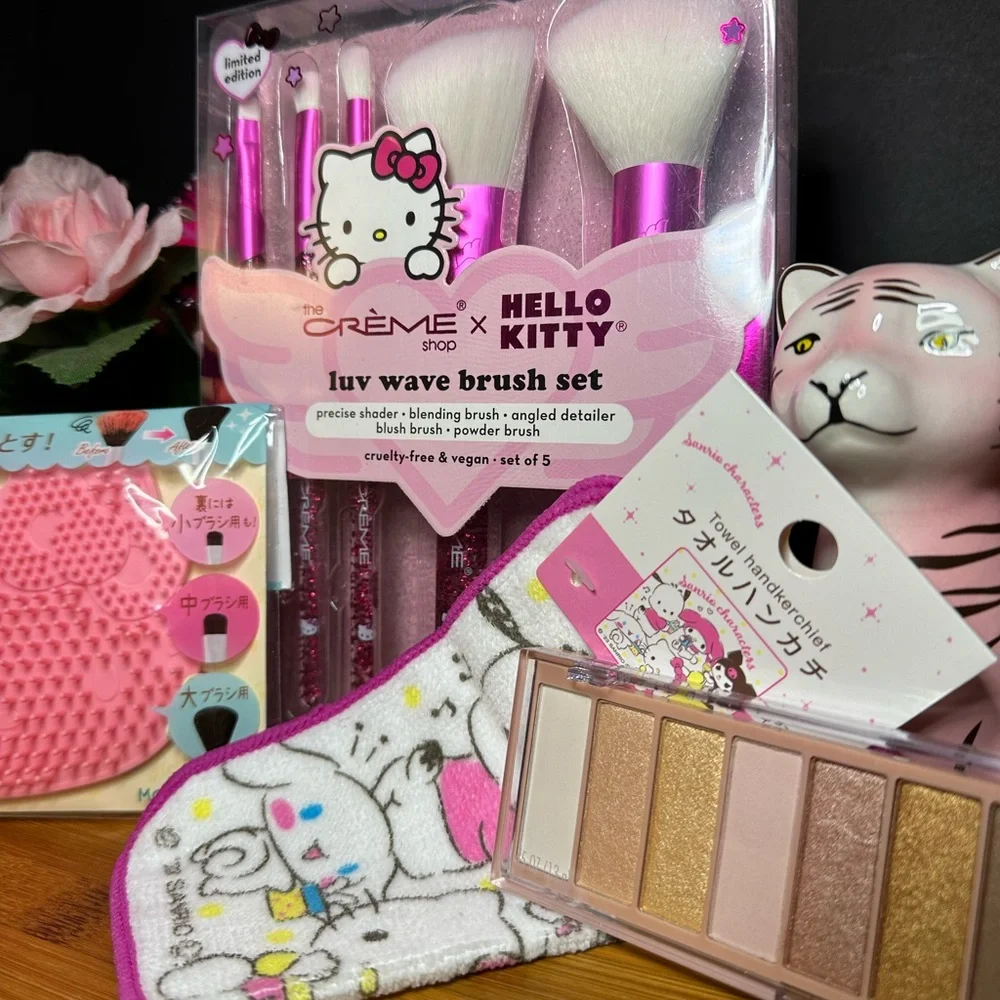 Hello Kitty Lux Wave Brush Set and ELF Palette